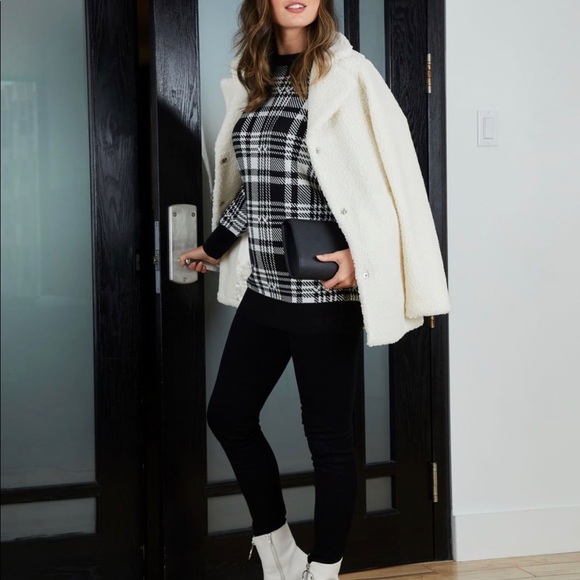 B&W PLAID CREW NECK SWEATER TUNIC - Picture 3 of 6